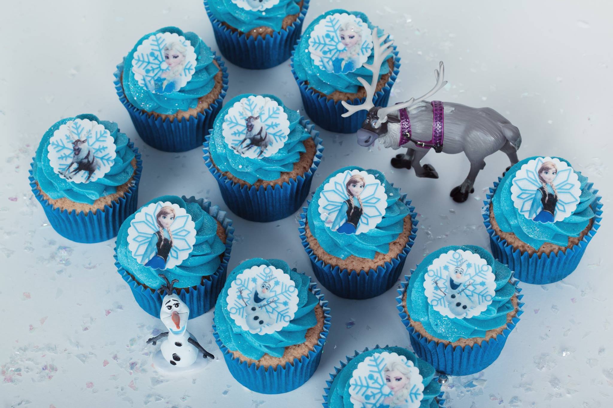 Caissettes Cupcake,Bleu blanc Cupcake,Décoration Mignon Dessert Baking  Cups,pour Dessert,Pâtisserie,Muffin,fruit,Anniversaire,Fête - Cdiscount  Maison